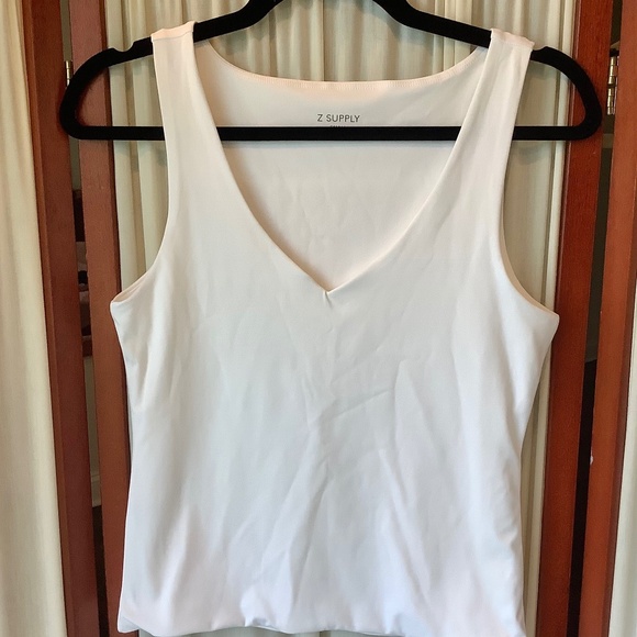 Z Supply Avala V-Neck So Smooth White Tank Top Size Small NWT - Picture 1 of 5